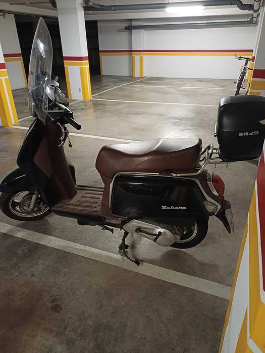 Zahara Scooter 125cc