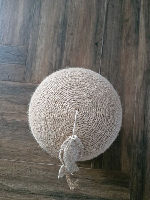 Drapak dla kota kula