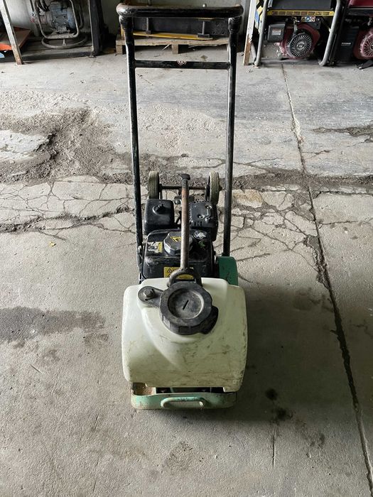 Placa compactadora Mikasa MVC-F60