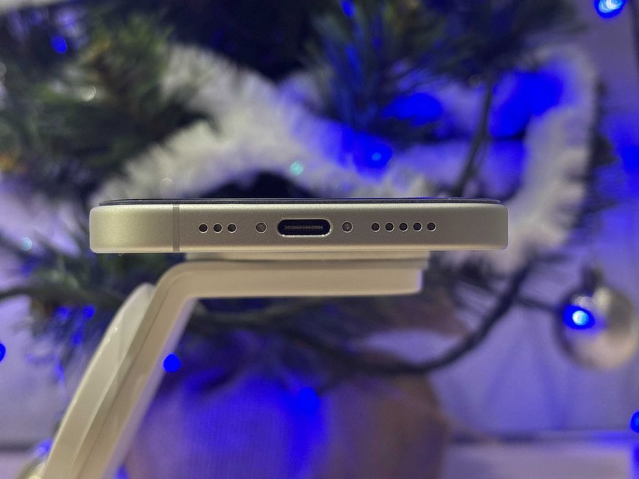 Як новий Apple iPhone 16 128GB White Neverlock, Айфон 16, Гарантія