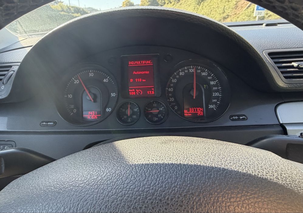 VW Passat 2.0 TDI — photo 3