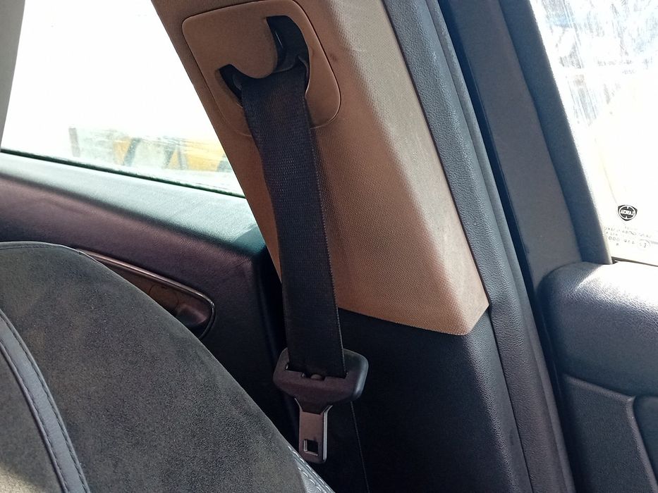 Pré-tensor cinto frente esquerdo LANCIA Delta III (844_)