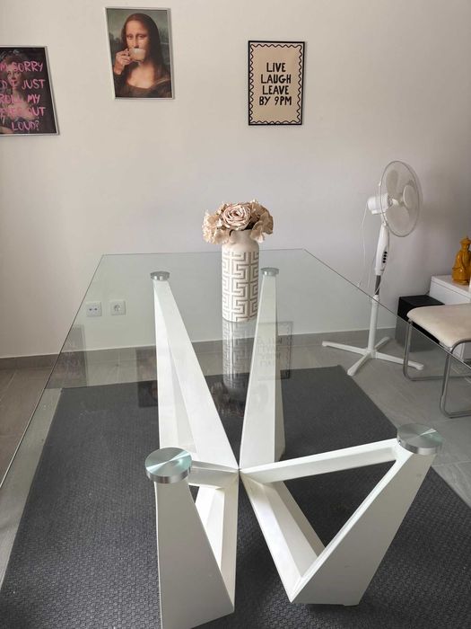 Mesa de Jantar em Vidro com 6 Cadeiras
