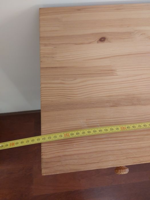 Cómoda de pinho IKEA