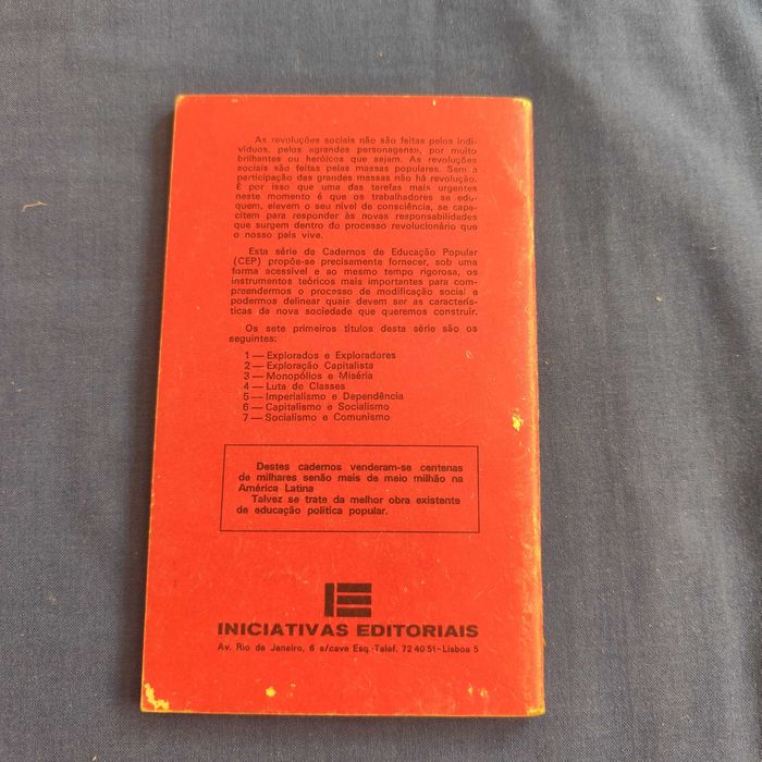 Marta Harnecker e Gabriela Uribe - Explorados e Exploradores