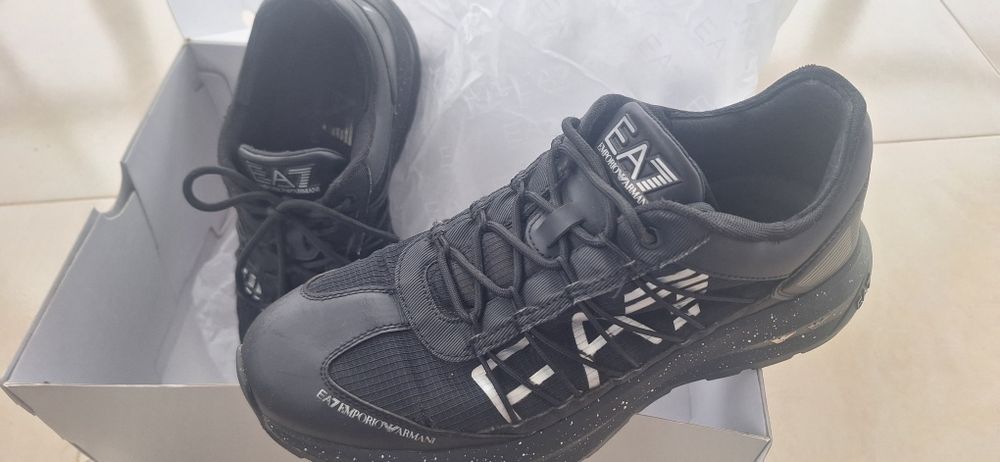 Чоловічі кросівки