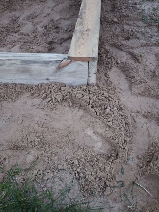 Piaskownica z belek + plażowy drobny piasek Toruń Ciechocinek