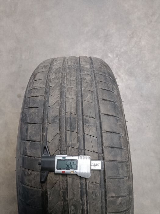 Demo 25r, Opona letnia Hankook Ventus Prime 4 SEALGUARD 215/55R17 94W