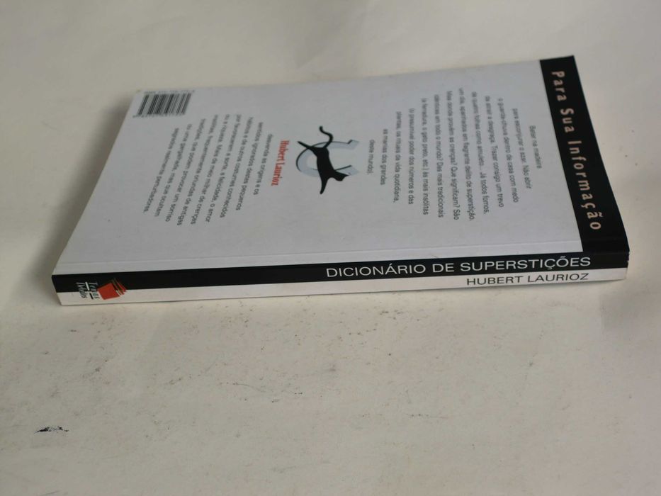 Dicionário de Superstições
de Hubert Laurioz