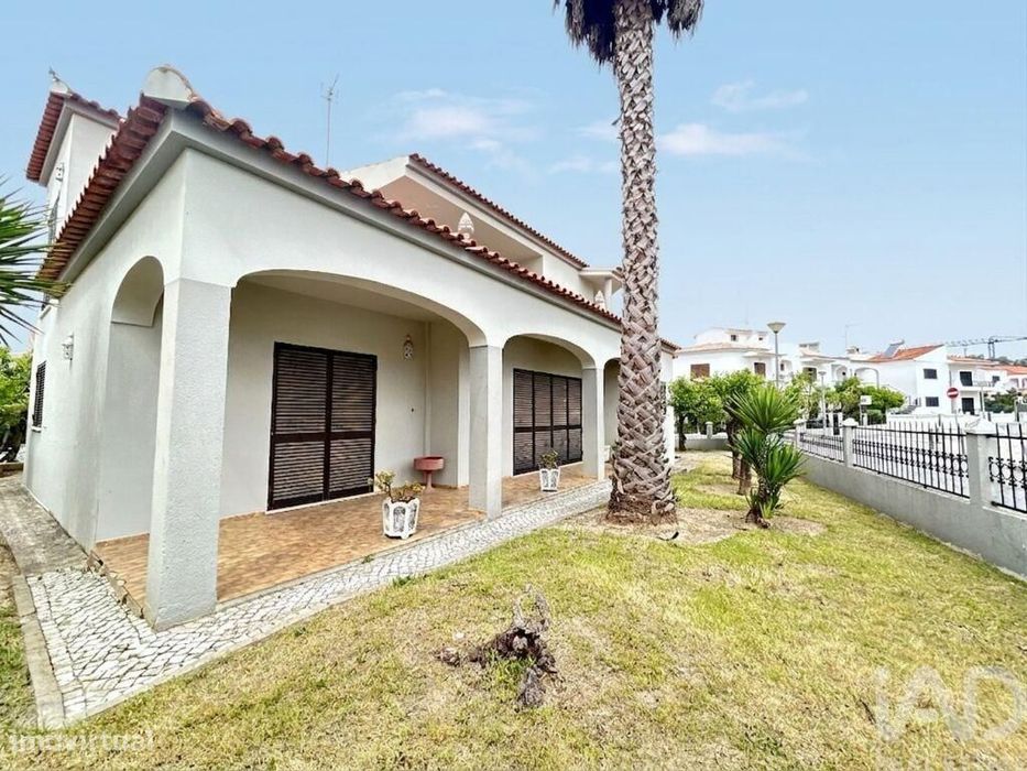 Moradia isolada T4 em Loulé (São Clemente) de 390 m2