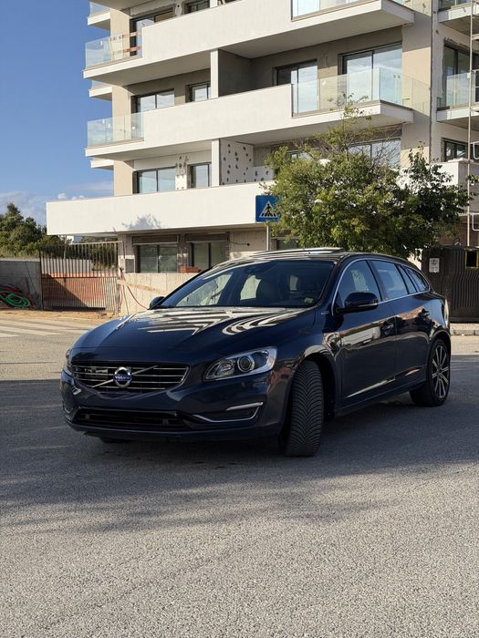 Volvo V60 hybrid 2014
