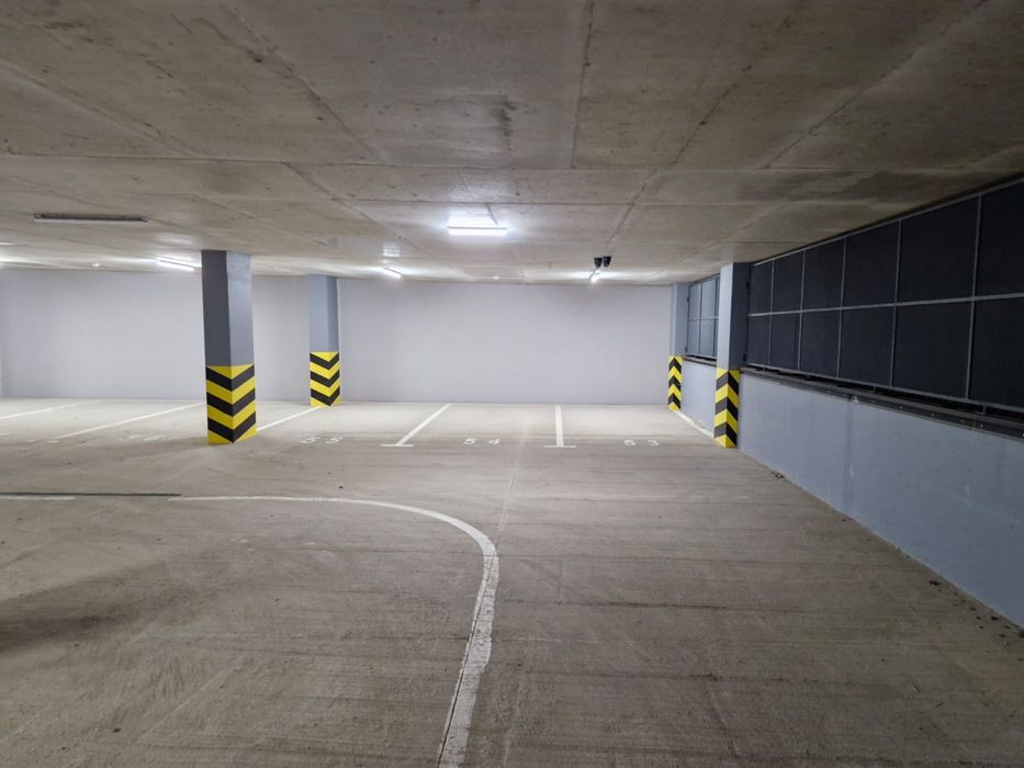 Оренда паркомісця в закритому паркінгу   ЖК Crystal