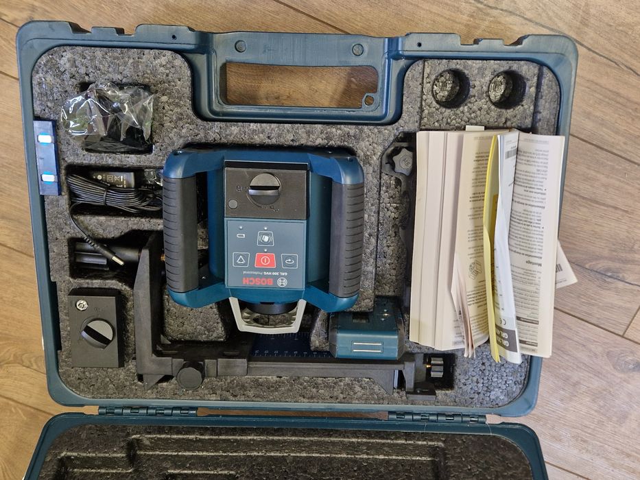 Niwelator Laserowy Bosch GRL 300HVG Jak nowy Idealny stan