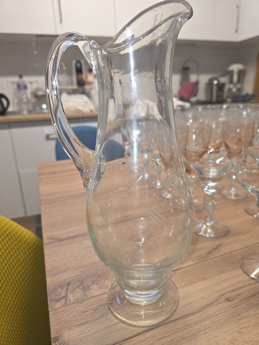 Serviço de cristal como novo