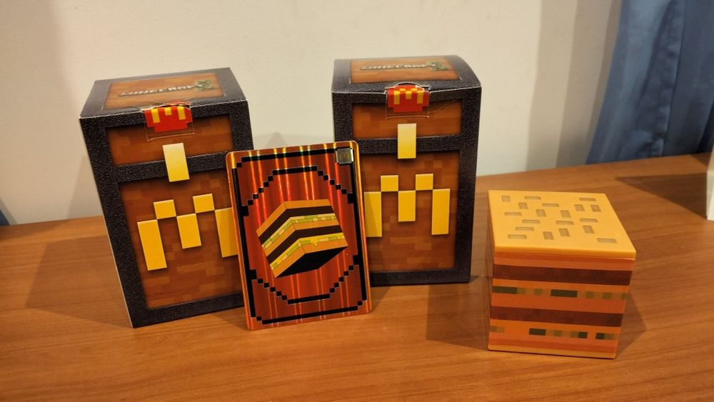 McDonald's Minecraft figura Burger com código skin disponível