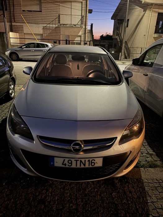 Opel Astra Sports Tourer 1.6 Diesel 110cv