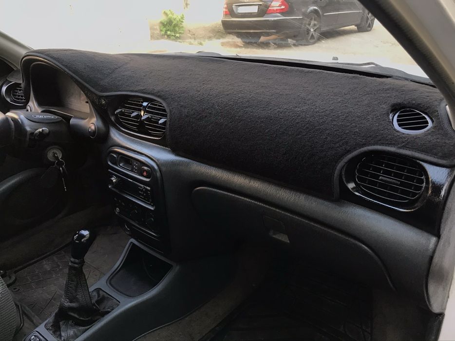Коврик на панель в авто, накидка на панель авто антиблік килимок