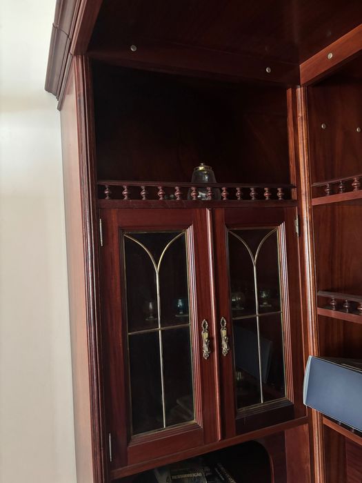 Móvel Bar/garrafeira EM MUITO BOM ESTADO