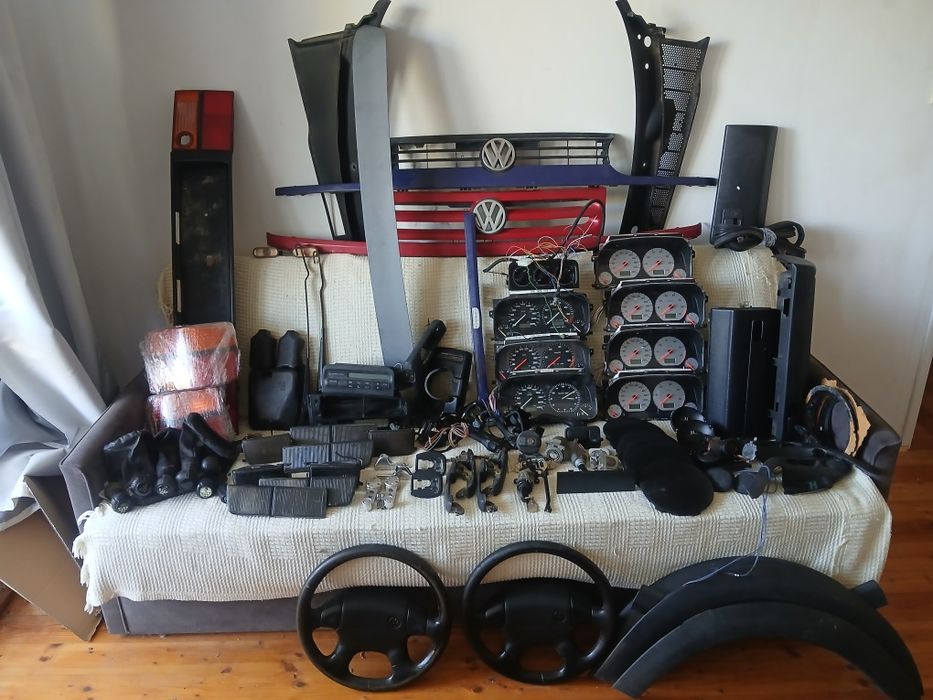 VW Golf 3 Vento GTI GT TD GL automat części mfa lampy licznik remus
