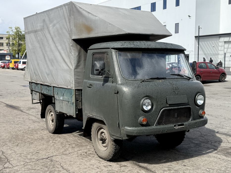 Продам УАЗ 3303 1989р 2.4 бензин