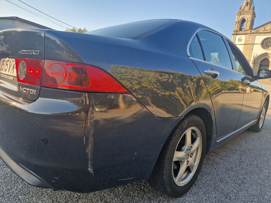 Honda Accord 2.2 i-cdti 140.000 km