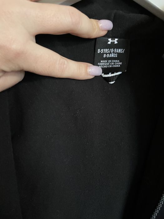 Куртка ветровка на флісі Under Armour 8/9 років
