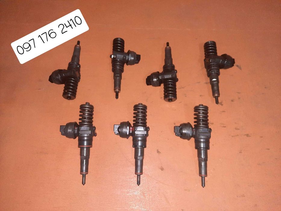 Насос Форсунка Volkswagen 038130073 BN Caddy 1.9 Passat T5 Golf Touran