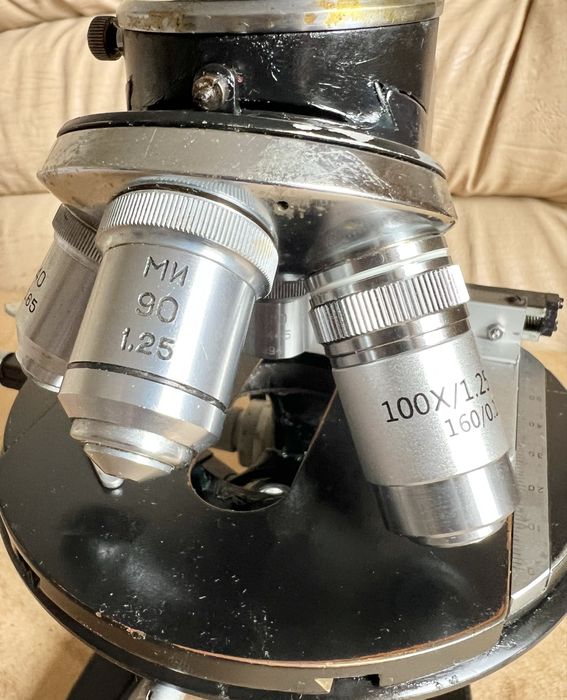 Мікроскоп МБР-3 з можливістю збільшення до 2500 крат!