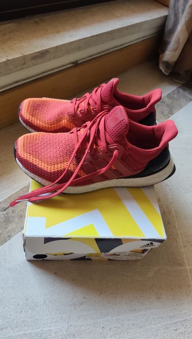 Tênis Adidas ultraboost