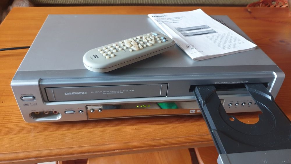 DVD+VHS програвач DAEWOO SD-7800 K