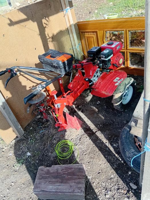 Vendo motocultivador   em bom estado