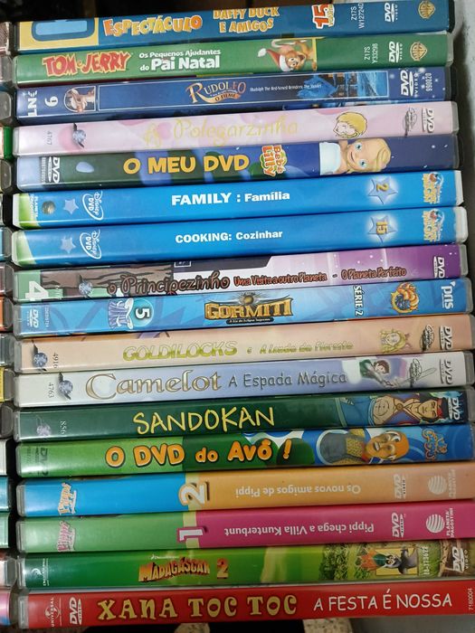filmes formato DVD animação 120 unidades