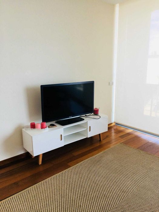Arrendamento de apartamento T2 na Avenida Forte do Cão
