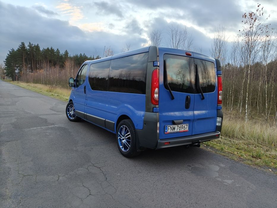 Opel Vivaro 2,0 CDTI  ,,Passanger,, 9-osób ,,automat,,