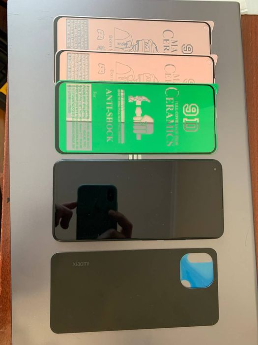 Продам Xiaomi 11 lite 5g ne. Комплектз коробкою. Новий акумулятор.