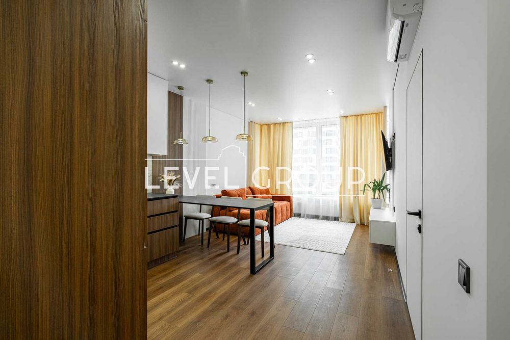 Продаж 1 кімнатна квартири 48 кв.м ЖК Варшавський 3