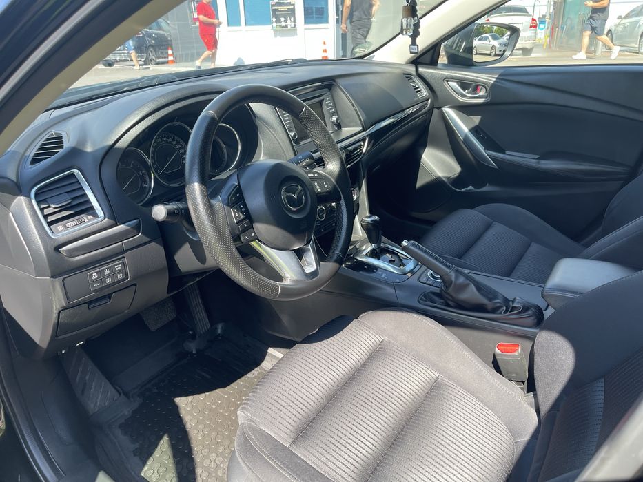 Mazda 6 2012 року