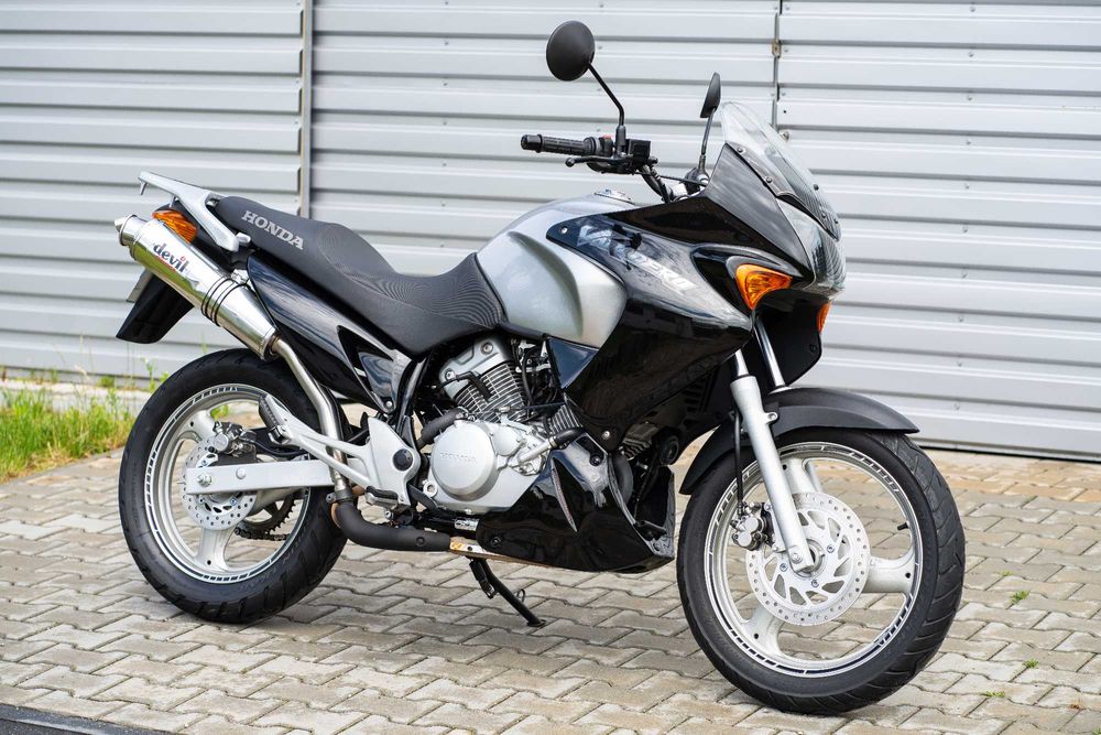 Honda XL 125 Varadero 2006 Zadbana kat. B/A1