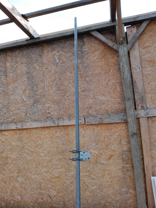 Maszt do mocowania anteny na zewnątrz metalowy 3 m.