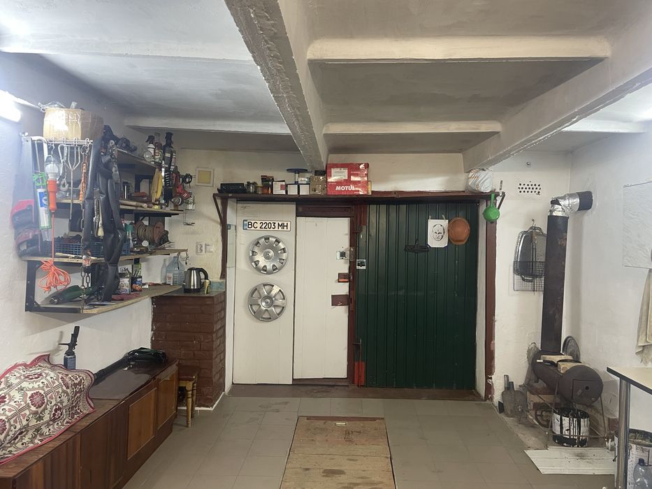 Продам гараж в хорошому стані