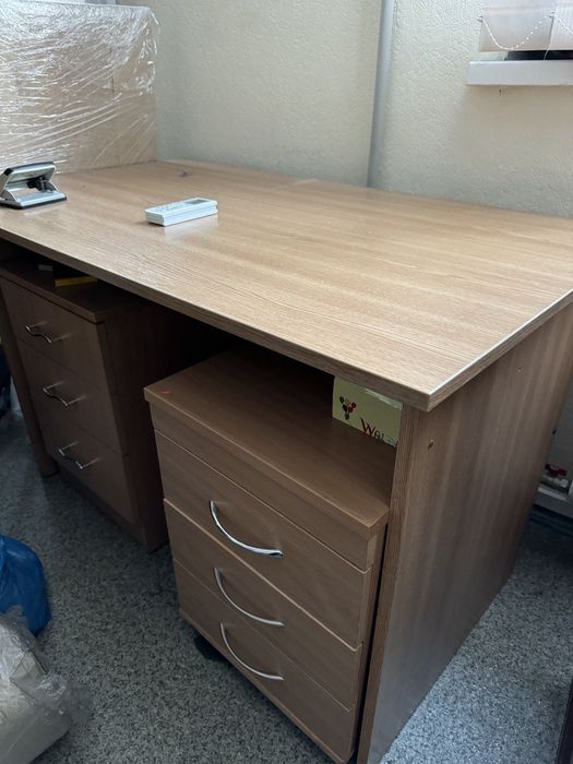 3-х нит. ОВЕРЛОК промисловий , швейне обладнання.