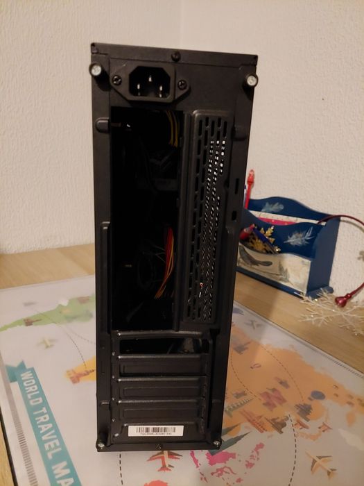 Caixa ITX Tooq com fonte sfx 500w