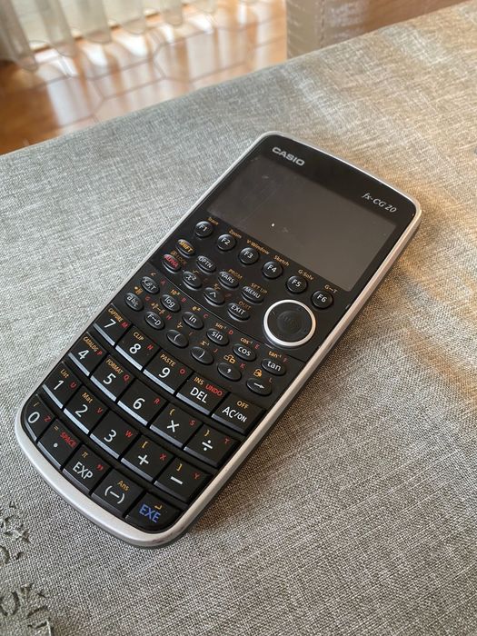 Calculadora Casio fx- CG 20