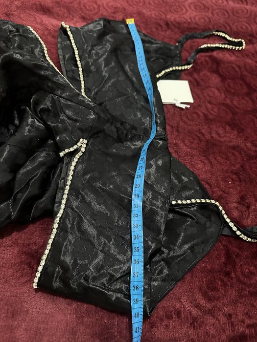 Vestido cetim midi novo reserved 32/34