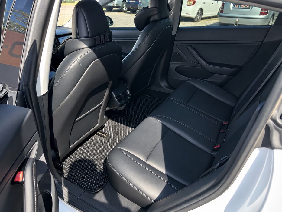 Продам Tesla 3.
