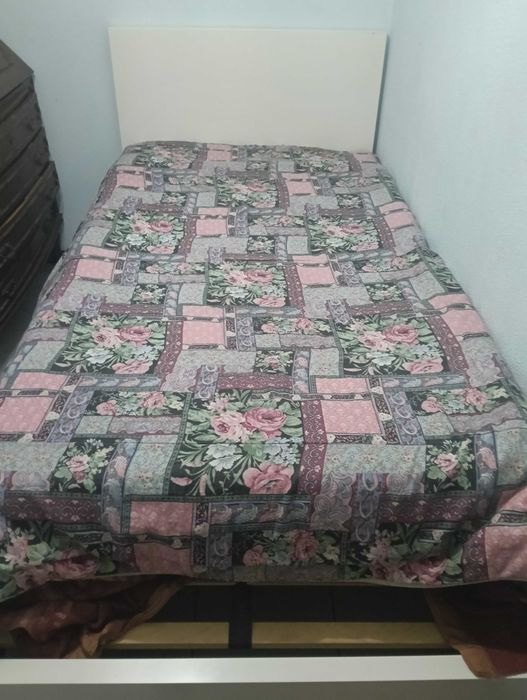 Duas camas de solteiro