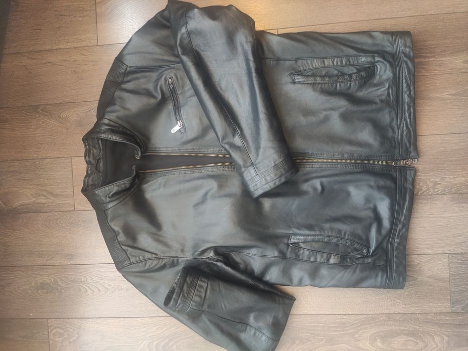 Кожаная  куртка.