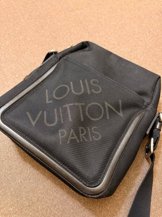 мужская сумка-мессенджер Louis Vuitton