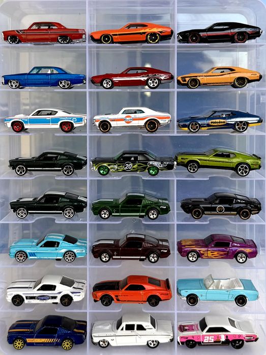 Hot Wheels Ford та Datsun з власної колекції