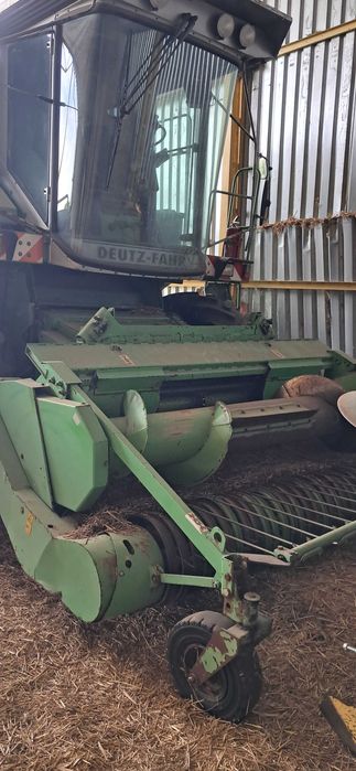 Prasa samojezdna Deutz fahr